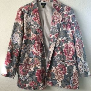 Vintage floral blazer